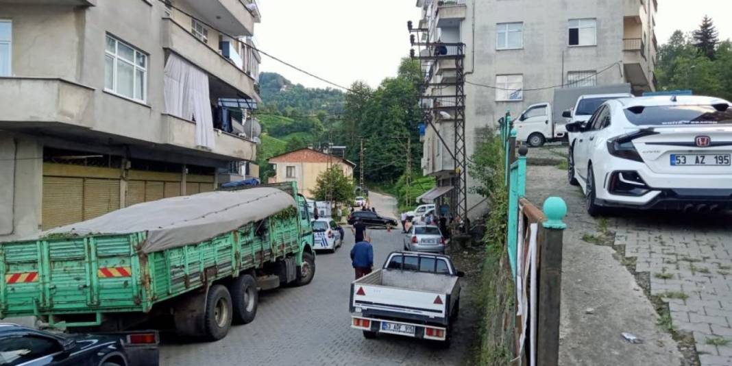 Silahlı saldırıda ölen MHP’li başkan toprağa verildi 1